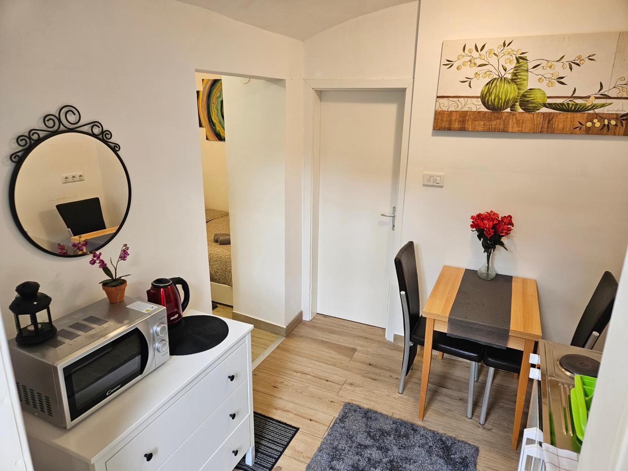 Apartment Maja - Strict Center Of Zagabria Esterno foto